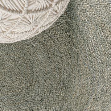 Zara Braided Coastal Cottage Round Jute Round Rug